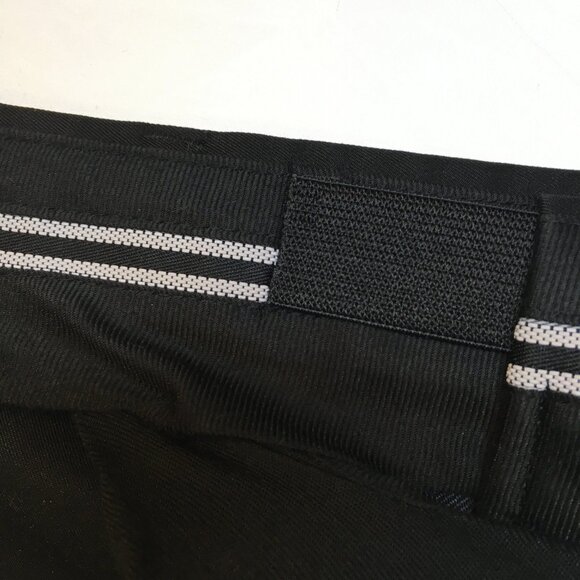 Jos A Bank Mens Size 52 Traveler Collection Black Shorts in Excellent Condition - Picture 8 of 10